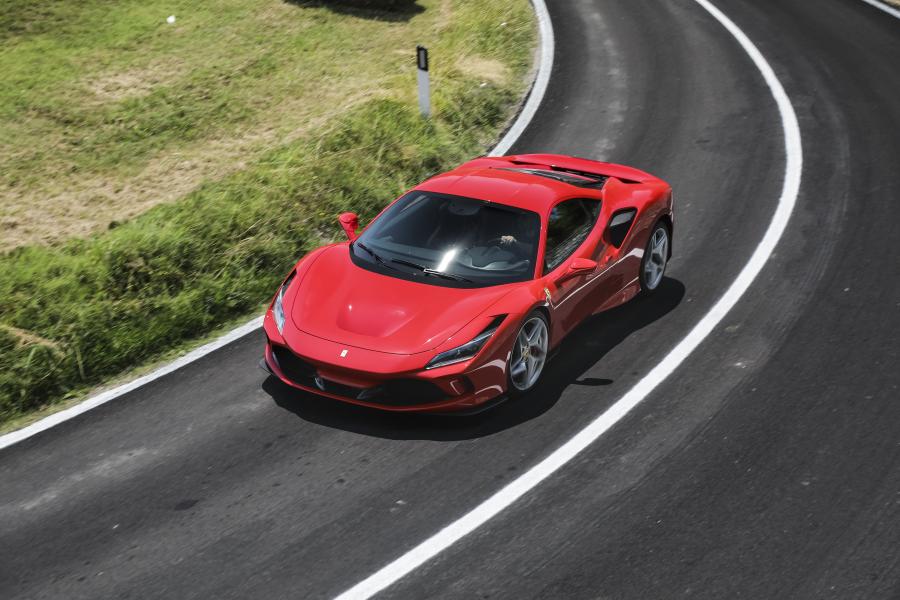  Ferrari F8 Tributo 2019 года  (фото 40 из 52)